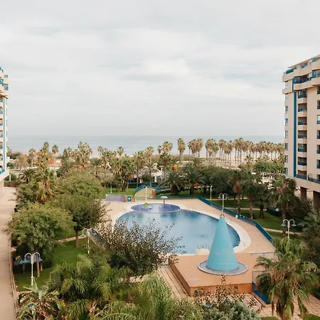 Resort Beach Valencia شقة *