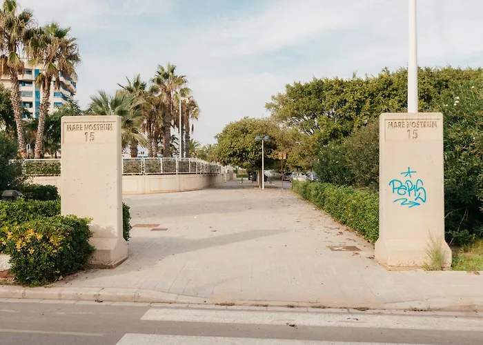 Resort Beach Valencia شقة *